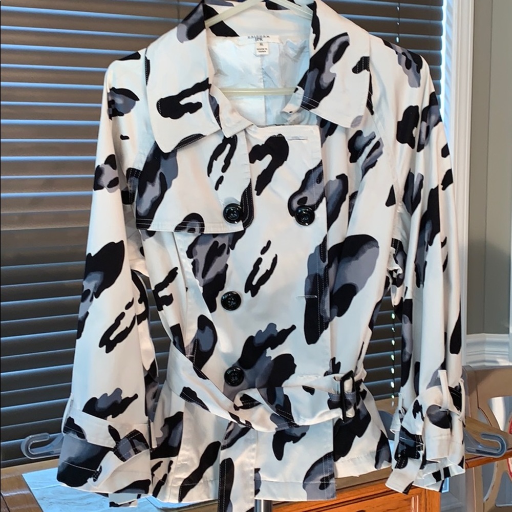 Uniform JPR Jacket Size XL NWOT  Expandable to 16-18